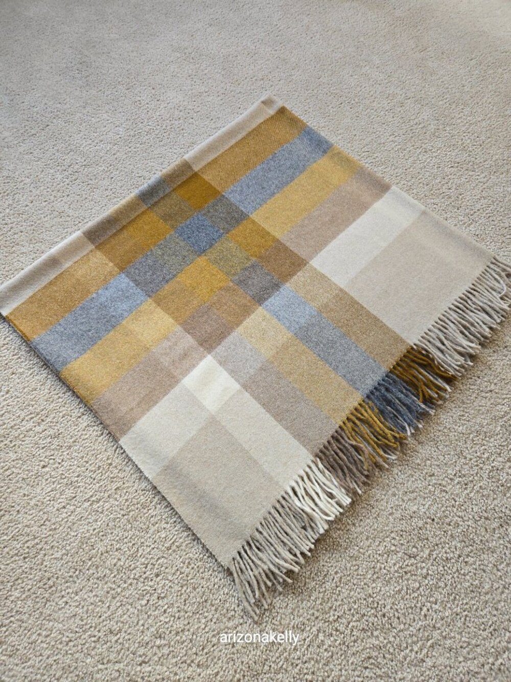 NWOT WRAP Merino Wool Bronte By Moon England - Picture 14 of 16